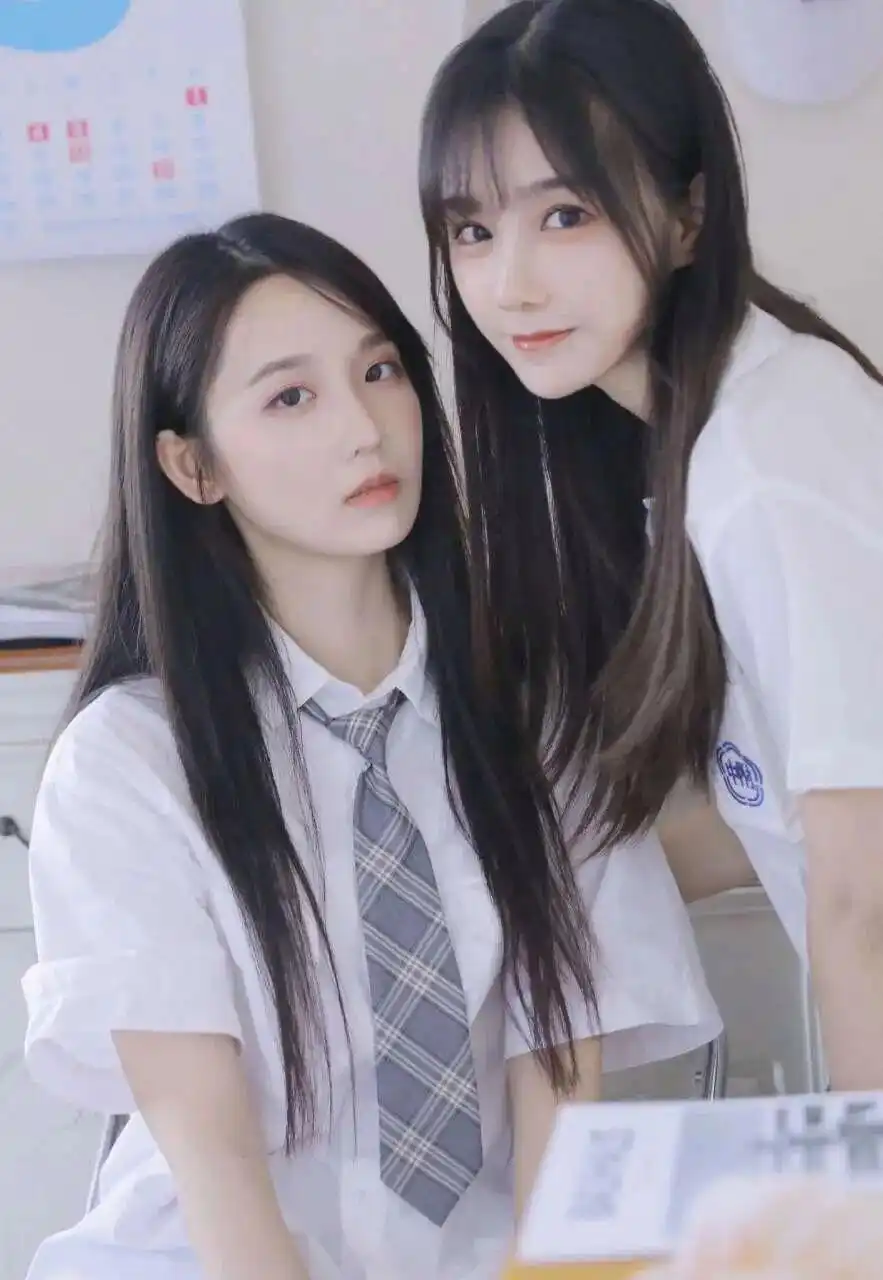 双人JK校服拍照，9个动作姿势，漂亮气质又青春，元气自然又好看、出片